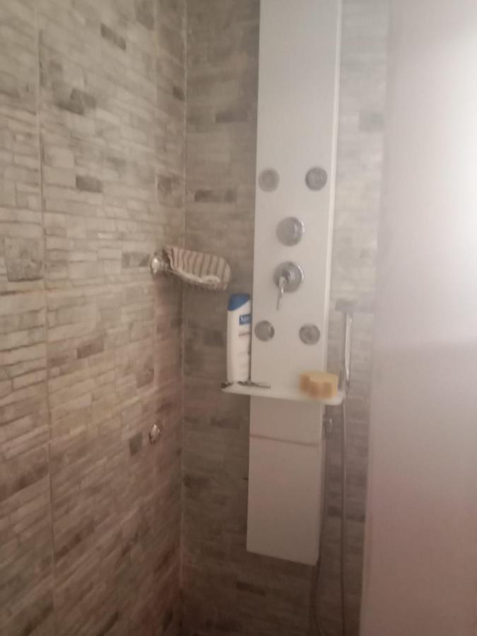 Habitacion Privada Tarragona Con Cocina Salon Y Terraza Piso Compartido Eksteriør bilde